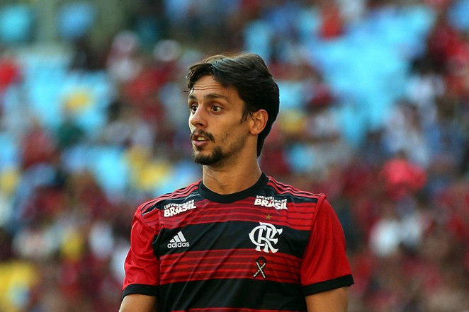 Rodrigo Caio e outro 2 membros do Flamengo estão com Covid-19